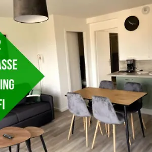 le-vintage-t2-parking-et-wifi.hotels-rhonealpes.com/